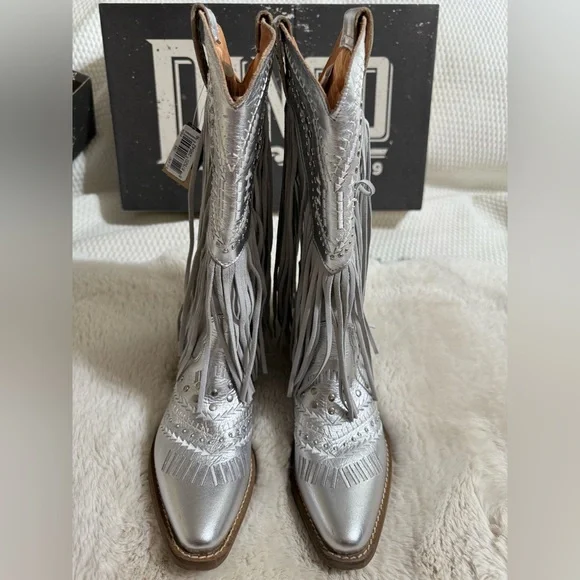 Dingo Gypsy Embroidery Studded Fringe Metallic Snip Toe Cowboy Boots - Picture 3 of 6